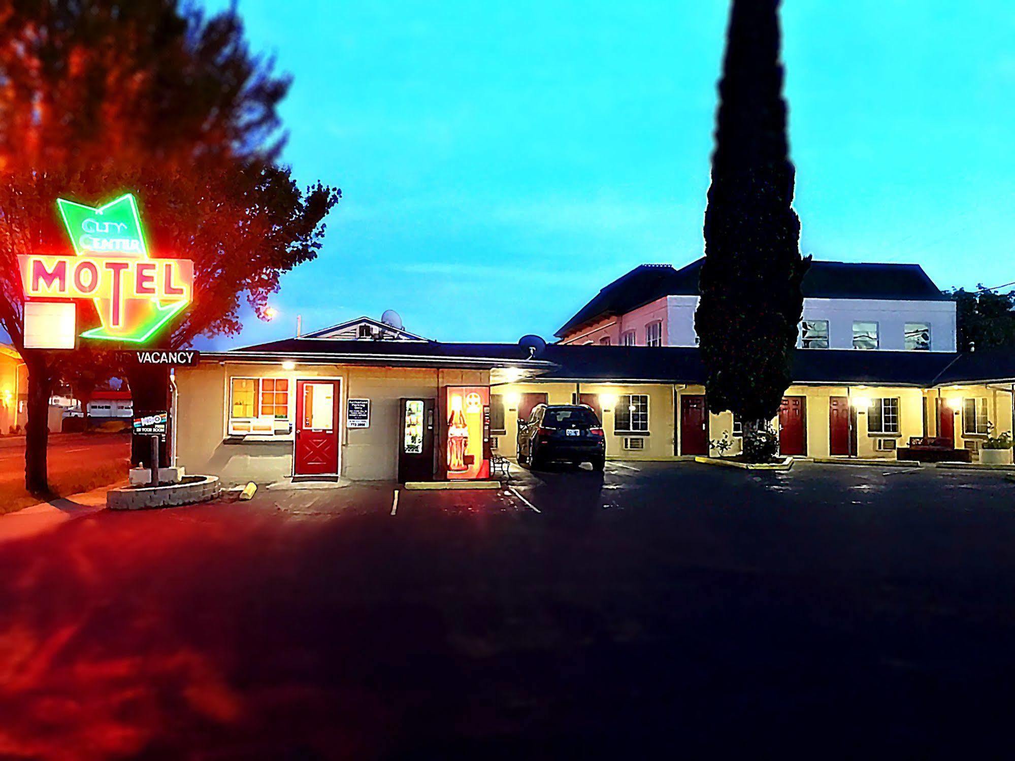 City Center Motel Medford Exterior photo