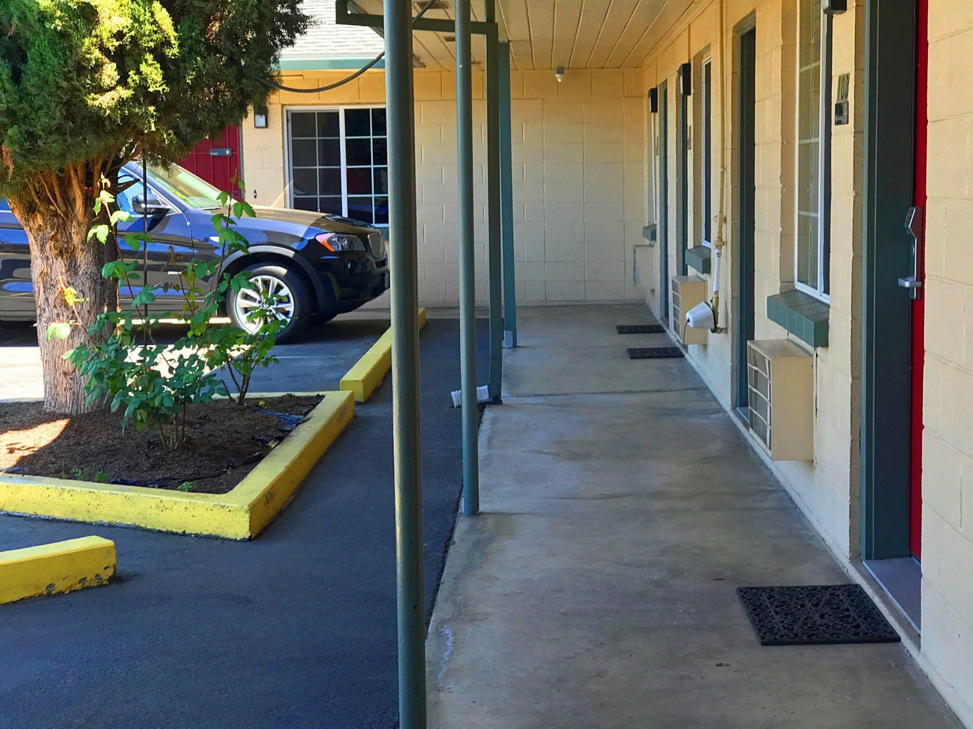 City Center Motel Medford Exterior photo